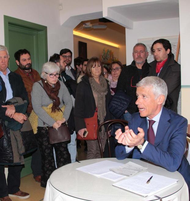 Il Pd di Viareggio commissariato: arriva l’ex sindaco Franchi 