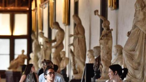 Musei alla prova della riapertura I turisti agli Uffizi solo dal 3 giugno