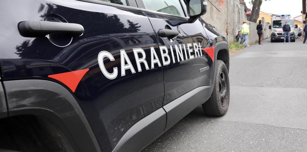 Parrucchiera ruba i soldi in cassa: denunciata 