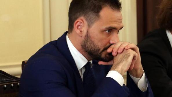 Un piano di uscita dalla crisi con tagli alle tasse e aiuti