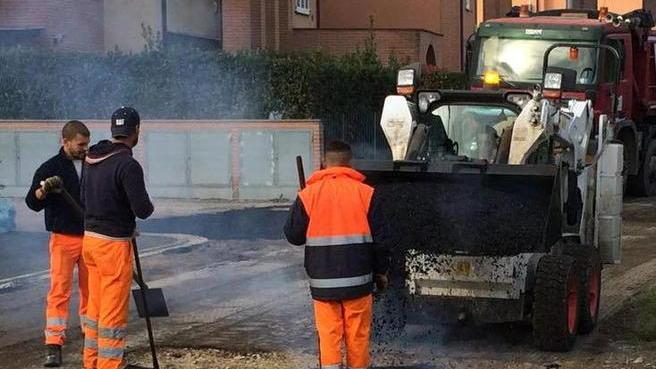 Riprendono i lavori di asfaltatura, ecco dove Chiuse le aree gioco