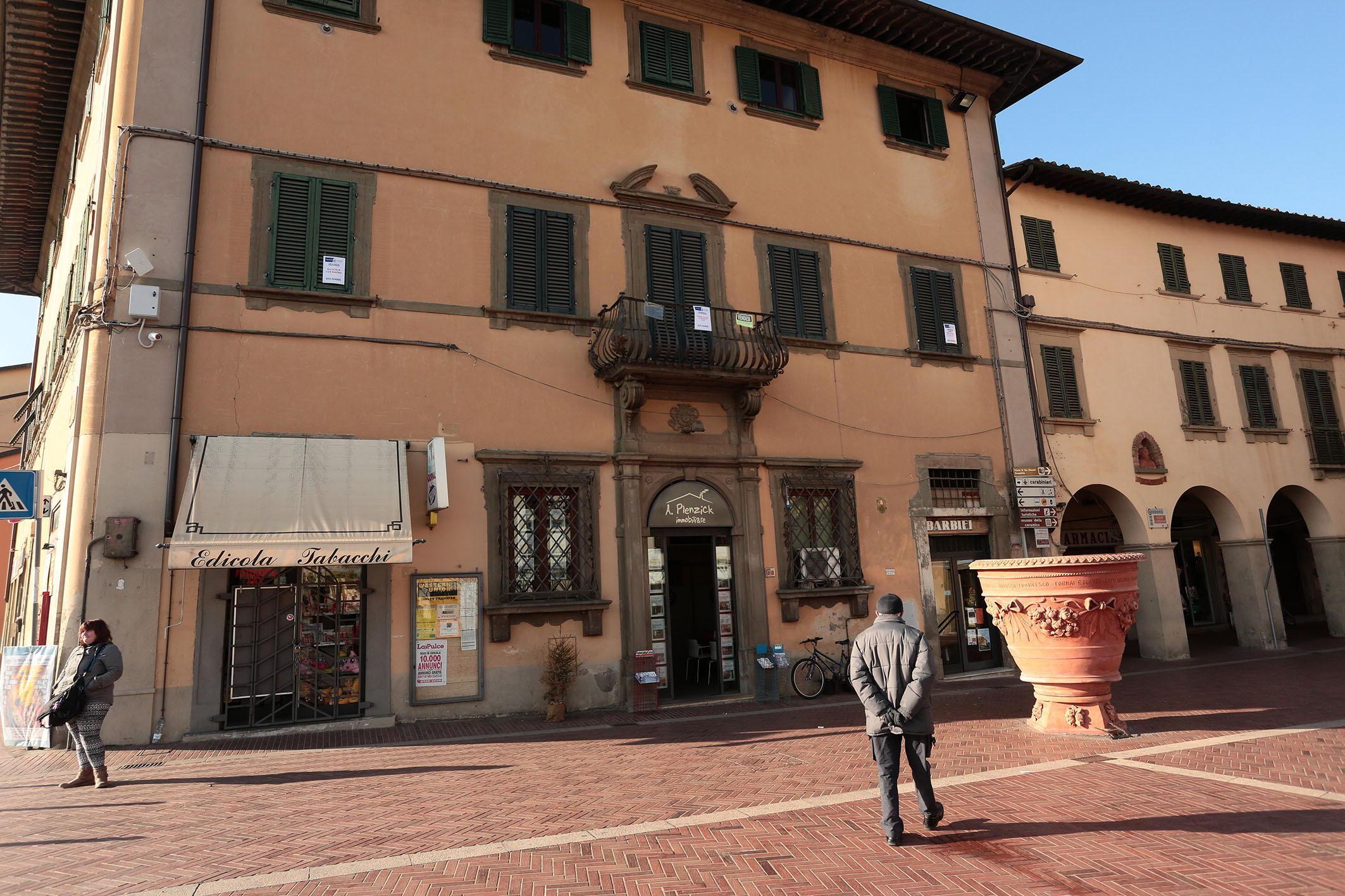 Uno scorcio del centro di Montelupo