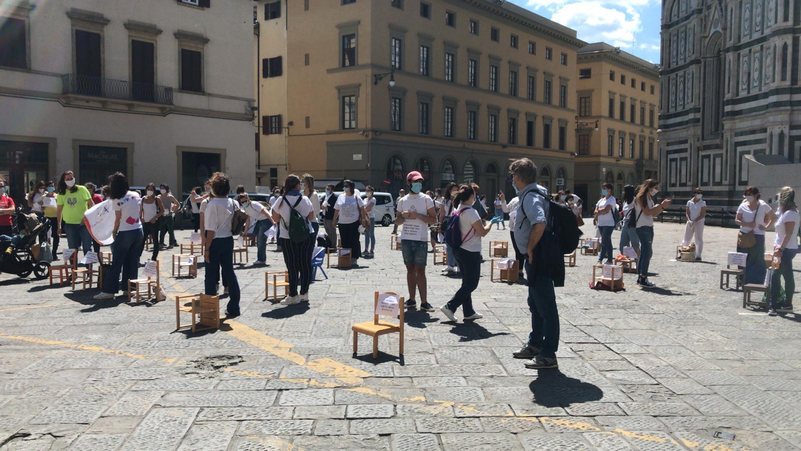 La manifestazione del personale degli asili nido a Firenze