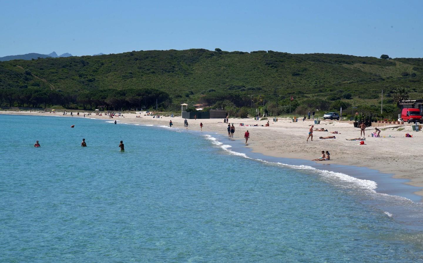 Nizzi: no al numero chiuso le spiagge restano libere 
