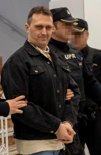 Omicidi Verri e Fabbri, Igor torna in aula dopo gli ergastoli 