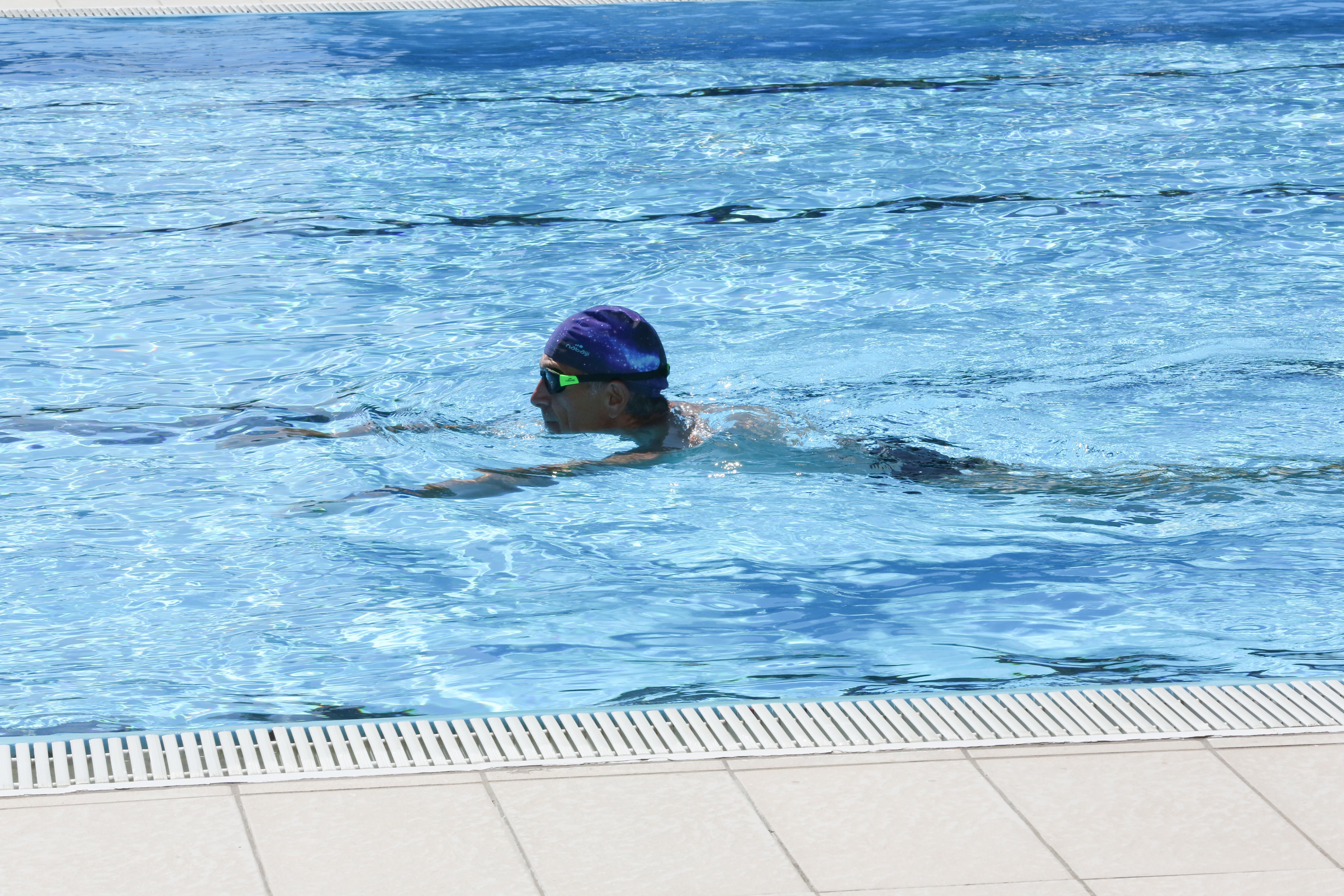 Modena, piscine Dogali e Pergolesi, si torna in vasca. Ma ci sono delle regole