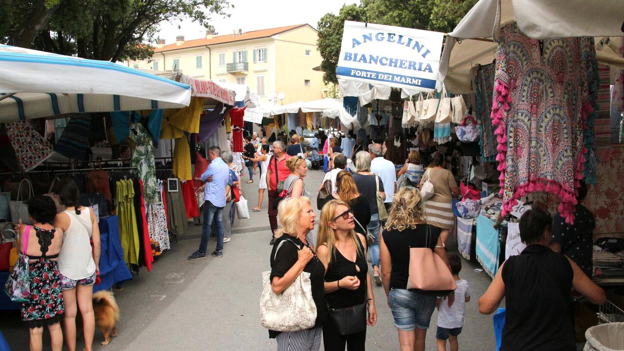 Riparte il mercato del Forte ma con ingressi limitati