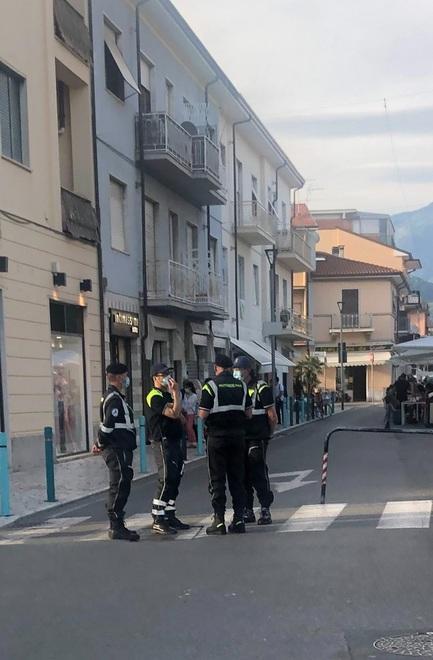 Controlli per evitare gli assembramenti