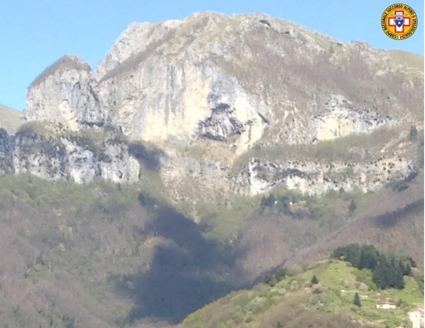 Cade durante l’arrampicata Paura per un trentaquattrenne 