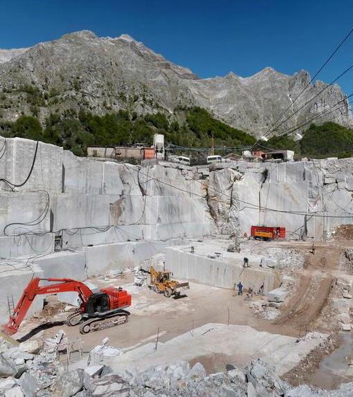 Soldi e immobili in cambio di concessioni: era il “sistema” Vagli 