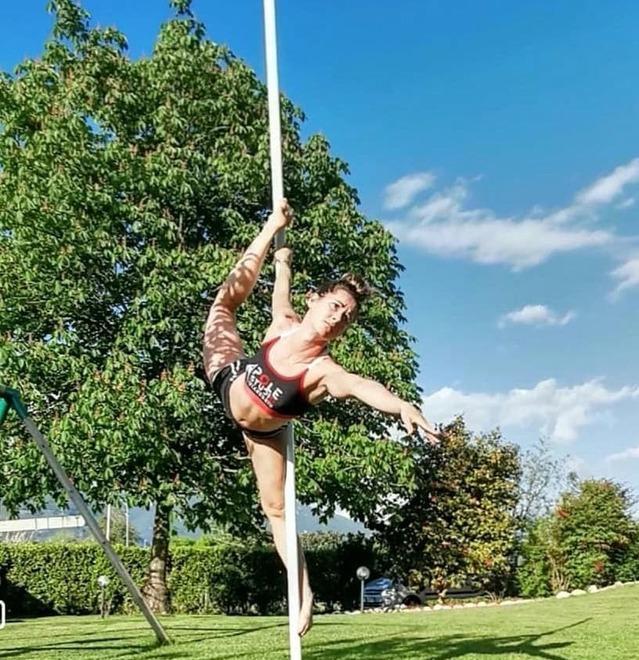 Riparte la scuola di pole dance in attesa del Mondiale
