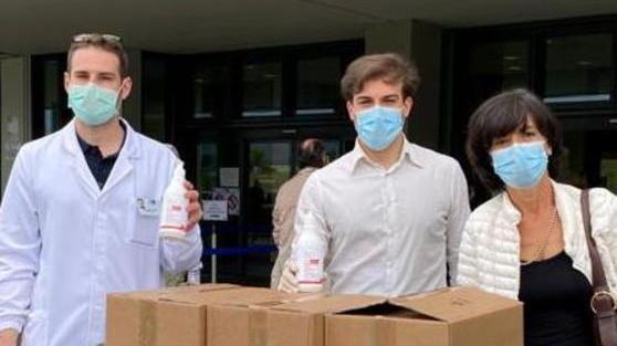 Cosmofarma regala il gel all’ospedale di Pistoia
