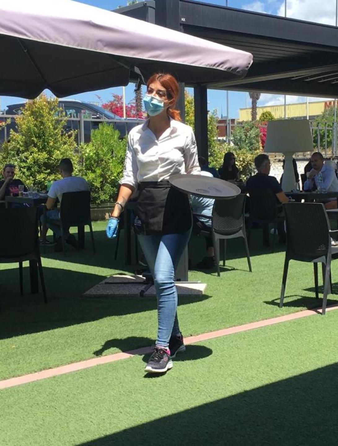 Dopo 2 mesi riapre Obus Addio “All you can eat” 