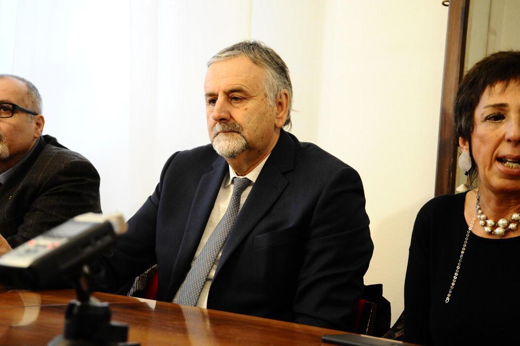 L’assessore regionale alla Casa, Vincenzo Ceccarelli