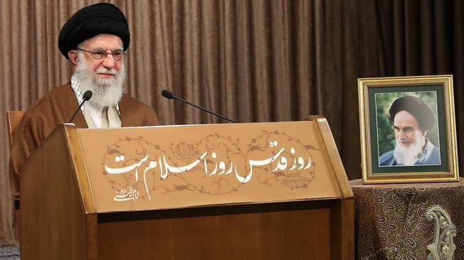 Iran: Khamenei, resistere a sanzioni Usa