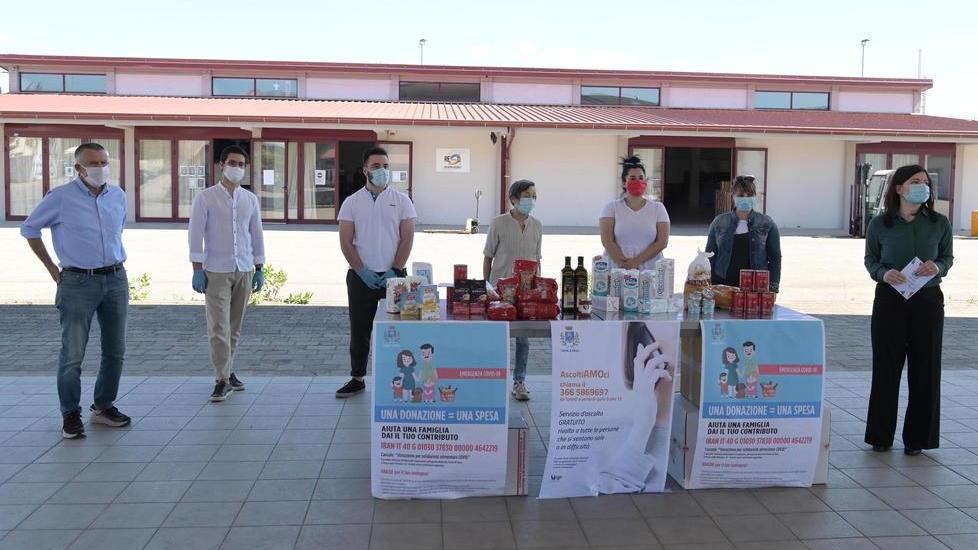 Empoli, pacchi alimentari a più di 530 famiglie in difficoltà
