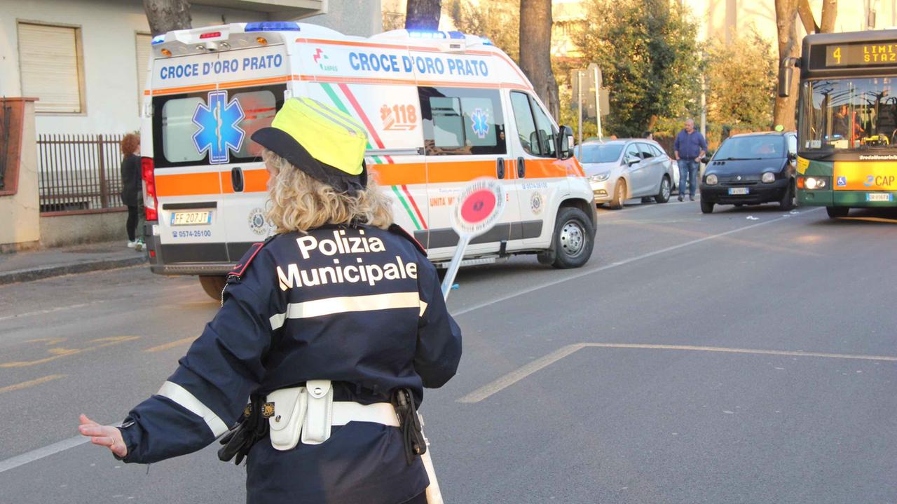 I rilievi dopo un incidente stradale (foto d'archivio)