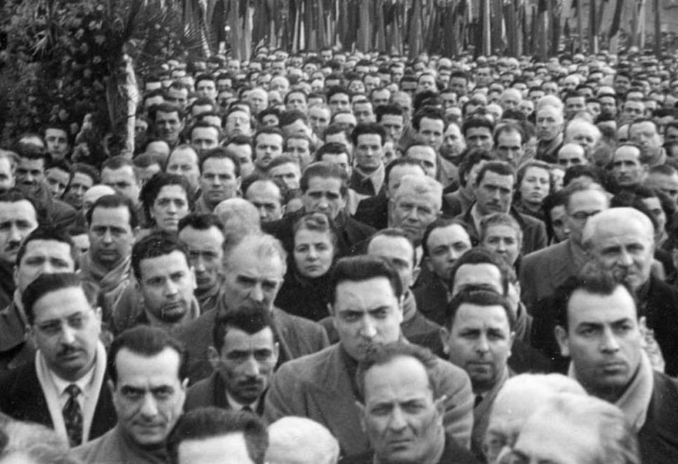 Lucarelli: «Dalle Fonderie di Modena del 1950 agli stadi di oggi. Se l’Italia non riflette sull’ordine pubblico» 