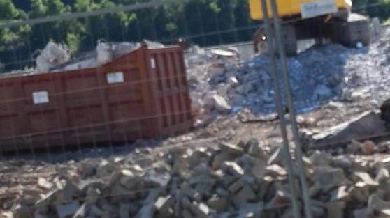 «Ancora costruzioni in zona fiume...»