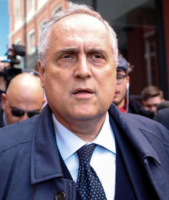 Lotito nei guai: indagine sullo stipendio di Zarate