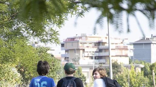 Dai ragazzini alle volontarie
