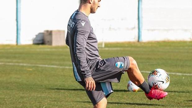 Il gruppo ha già disputato le prime partitelle. Nel menù anche forza e lavoro tattico