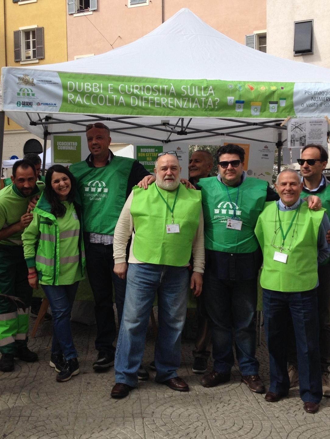 Tornano i banchetti degli ecovolontari 