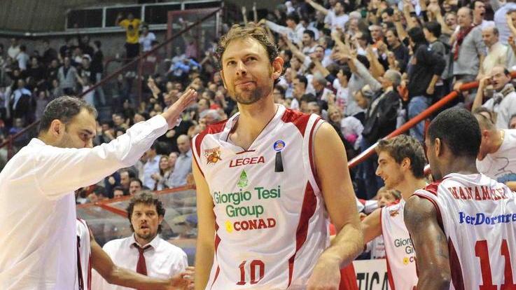 Giacomo Galanda al suo ultimo anno da giocatore con la maglia del Pistoia Basket