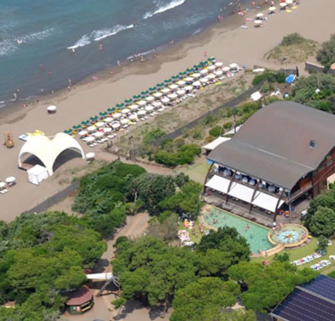 Marina di Castagneto, più spiaggia per campeggi e alberghi 