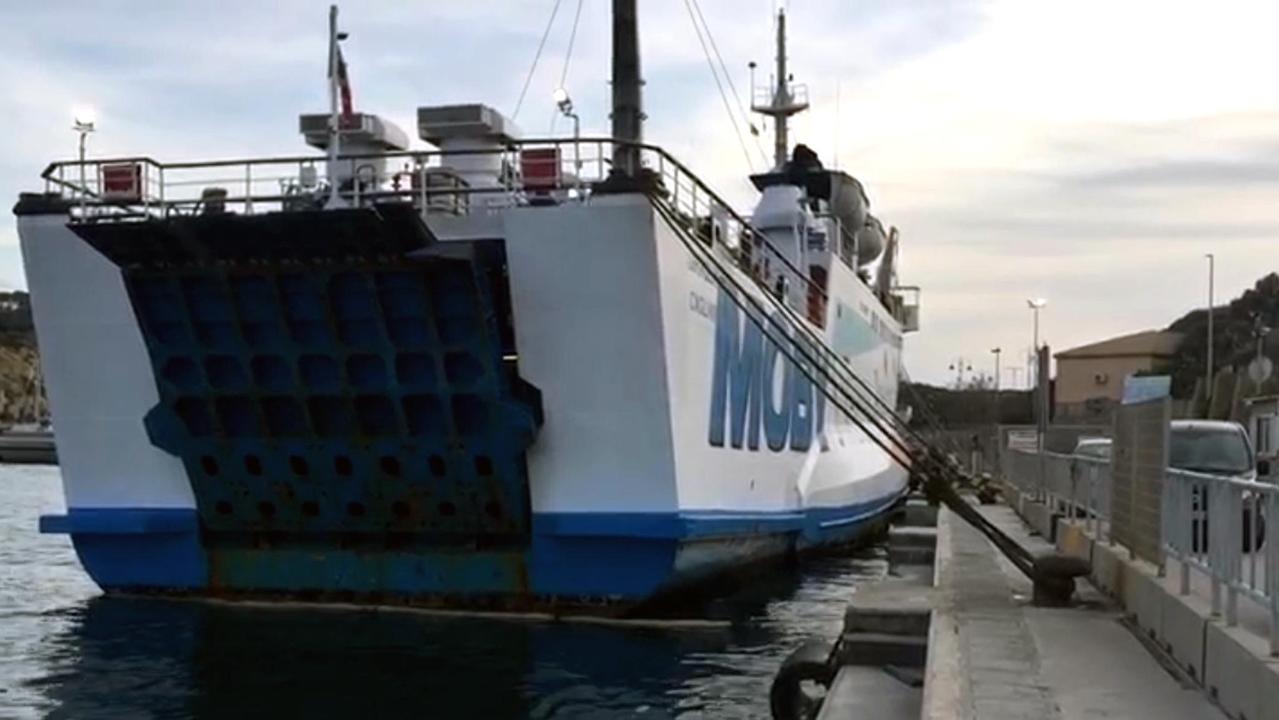 Viaggi gratis per gli operatori sanitari sui traghetti Moby e Tirrenia