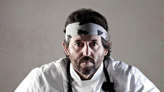 Apre il bagno del film “Sapore di mare” lo chef Tomei in cucina