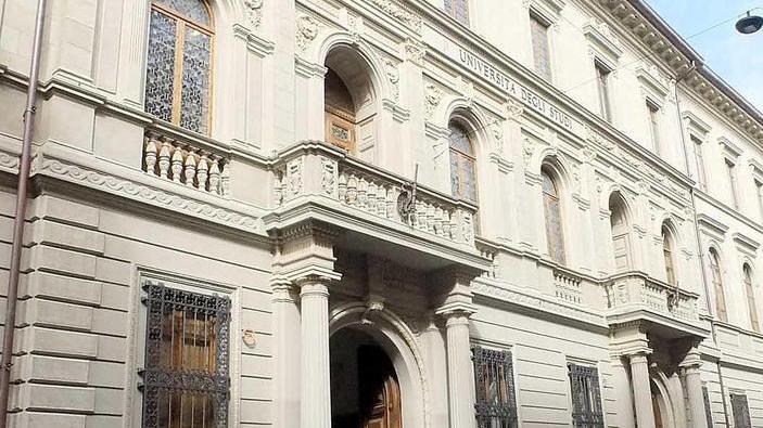 Gli universitari in piazza «Le tasse sono da annullare»