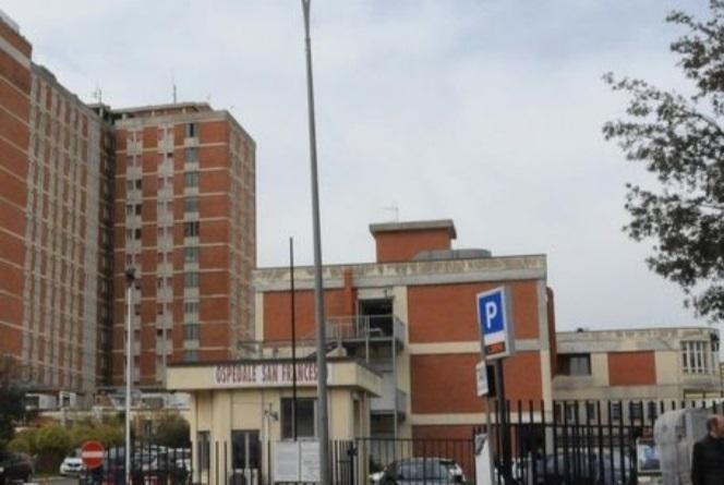 Pazienti epatopatici in rivolta: «Riaprite i nostri ambulatori» 