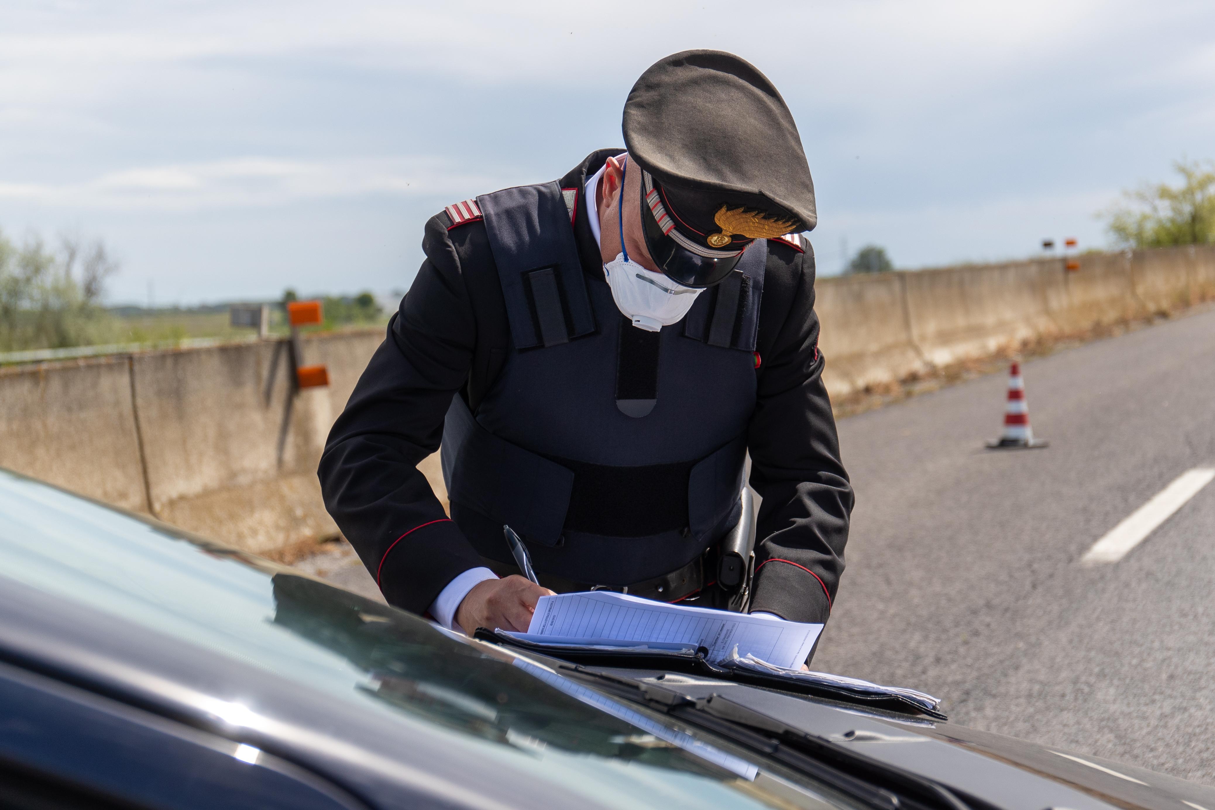 Ferrara, modenese denunciata per truffa dai carabinieri