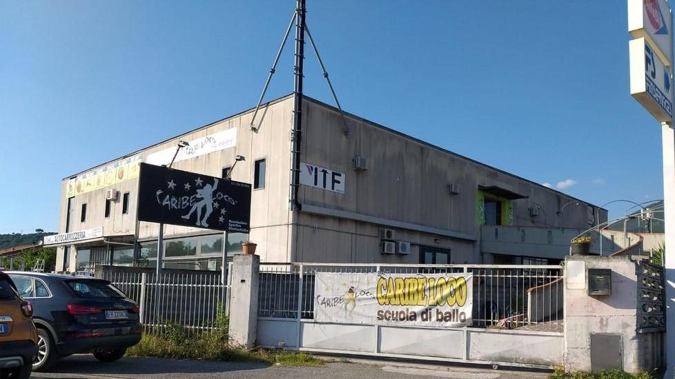Lo spazio dove svolgeva la sua attività la scuola di danza Caribe Loco