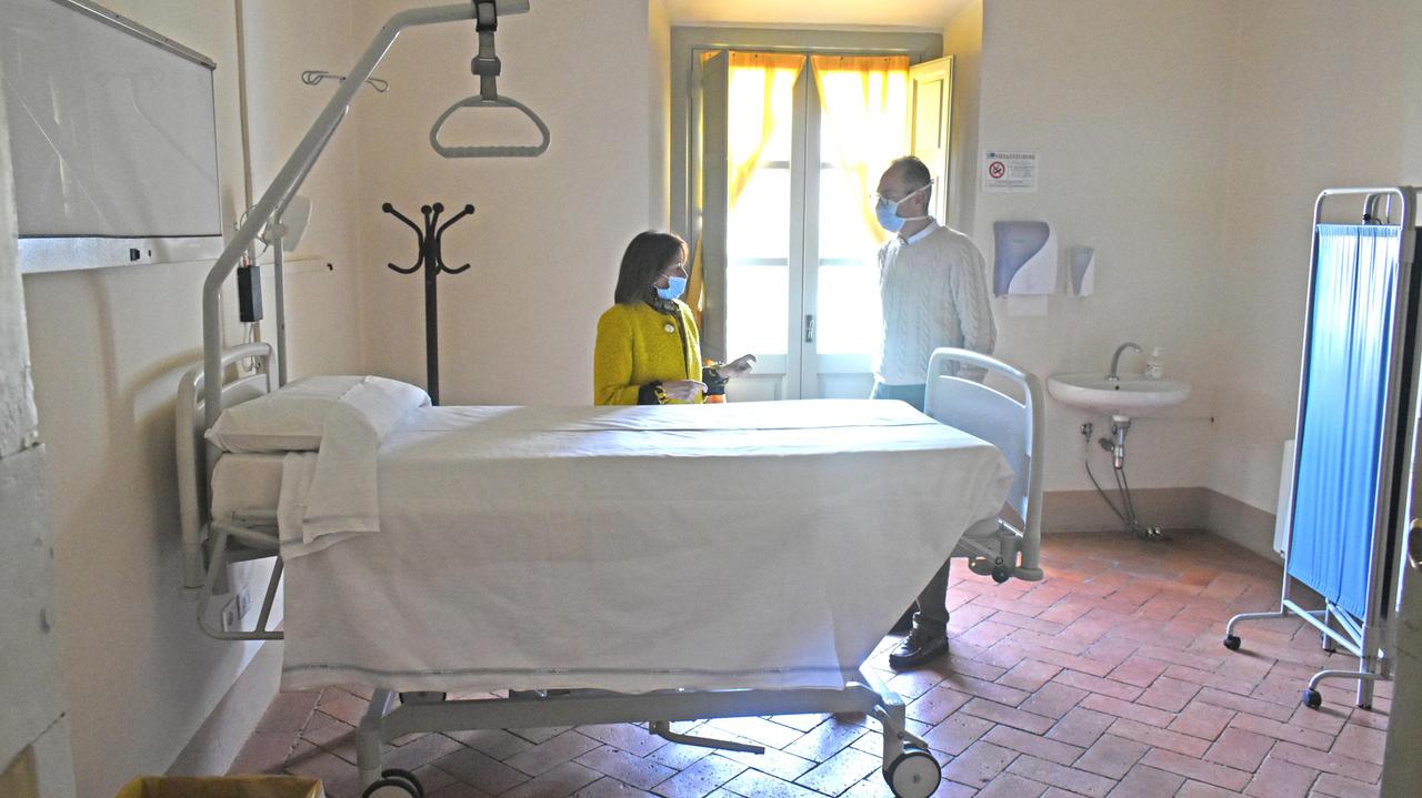 Una stanza del reparto cure intermedie realizzato al Ceppo