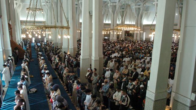 Arabia Saudita riapre 90mila moschee