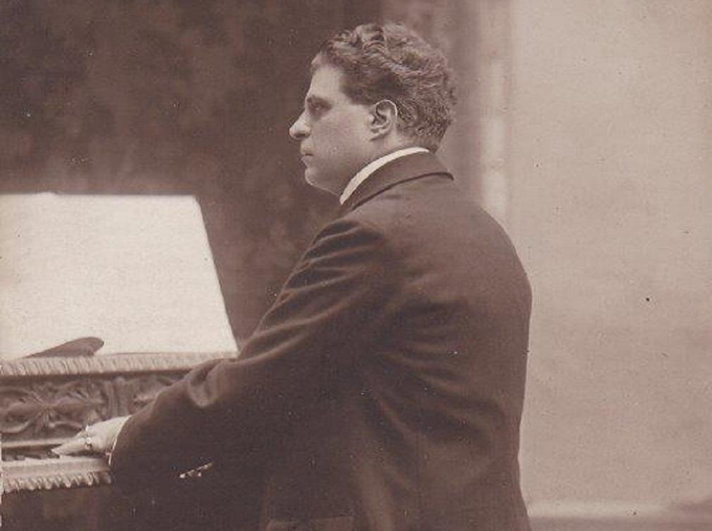 Pietro Mascagni al pianoforte