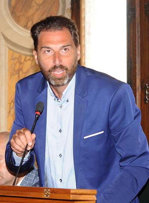 Ecoballe, appello di Ceccarelli «Conte decida in tempi rapidi»