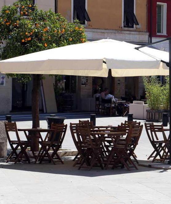 Annullato il pagamento per il suolo pubblico 