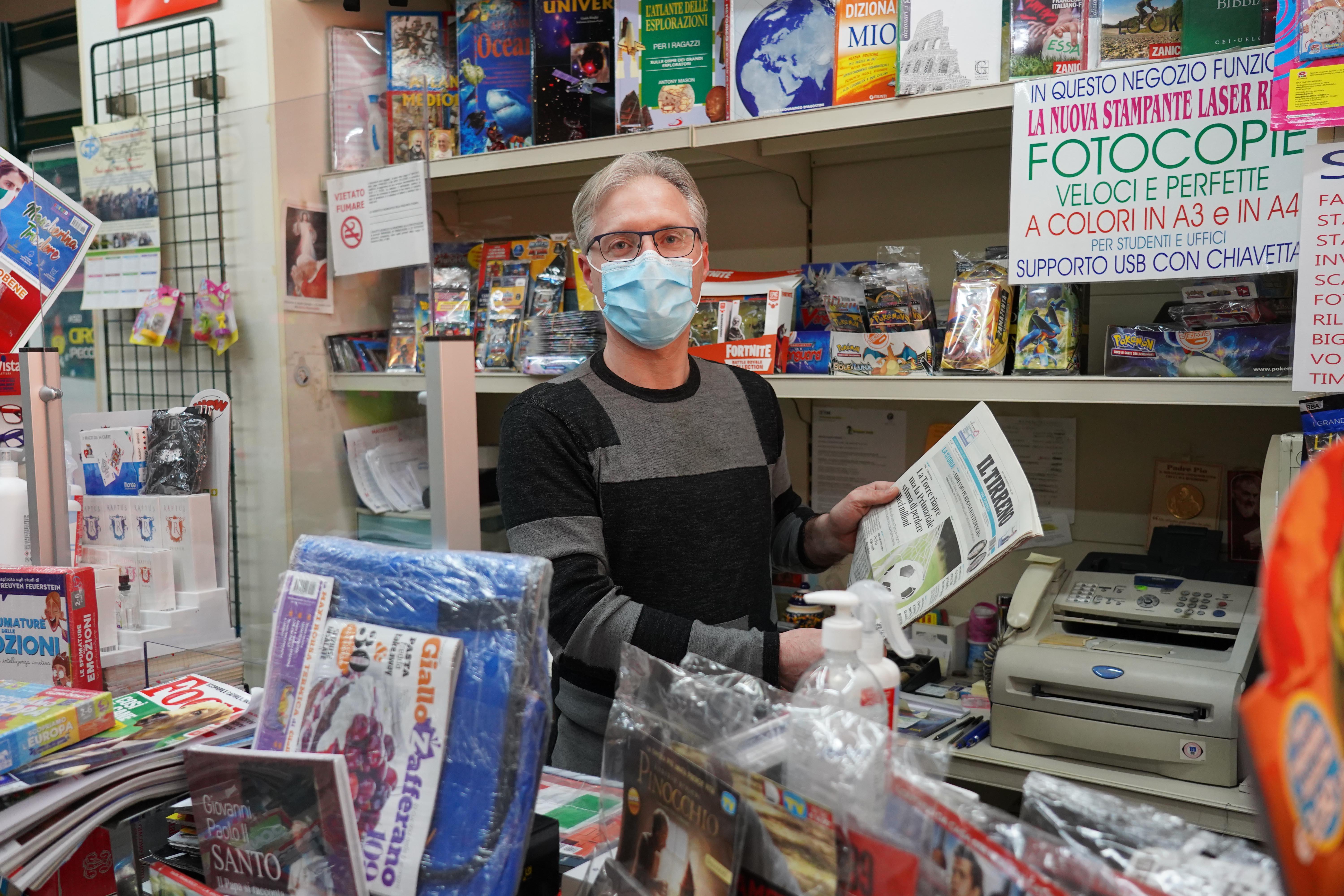 La Cartolibreria Fiorentin in via Matteotti a Peccioli (Foto Franco Silvi)