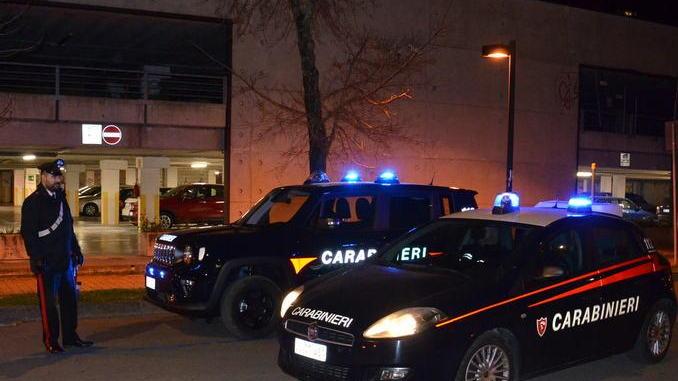 Accoltella l’ex compagna, fermato a Due Maestà