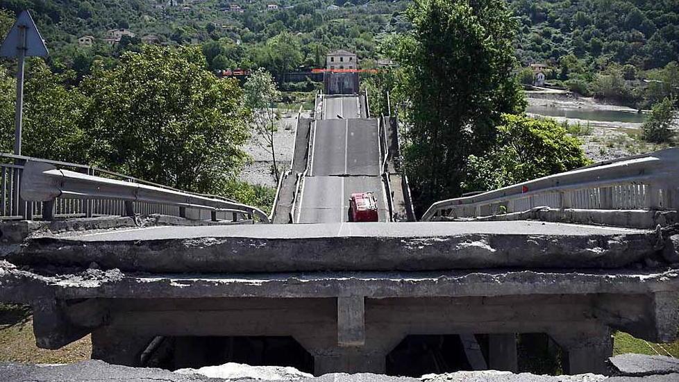 Varese a Rossi: «Porti il medico del 118 ad Albiano Magra»