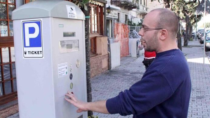 Cambia di nuovo il piano per i parcheggi a Camaiore