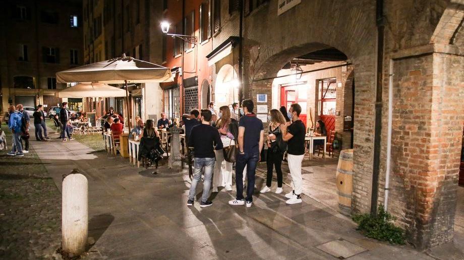 Non si tracciano gli assembramenti