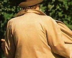 Gesti di autoerotismo davanti a una ragazza Denunciato 50enne 