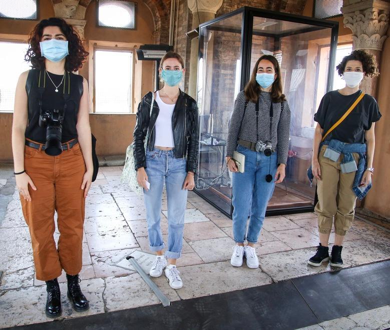 Modena. La Ghirlandina esce dalla quarantena con tre amiche sudamericane e un’elvetica 