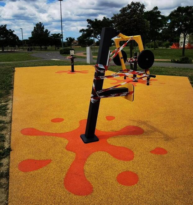 Di nuovo chiusi i giochi al parco Giotto: blitz della municipale 