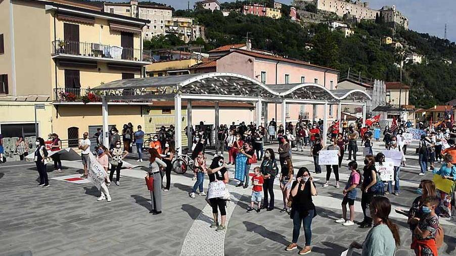 Confronto on line dei Cinque Stelle con Luigi Gallo
