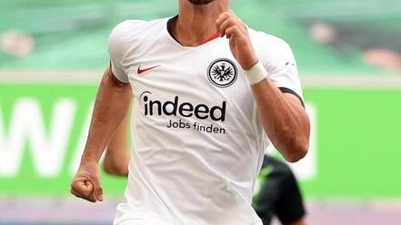 Bayern rullo compressore Andrè Silva, gol e vittoria